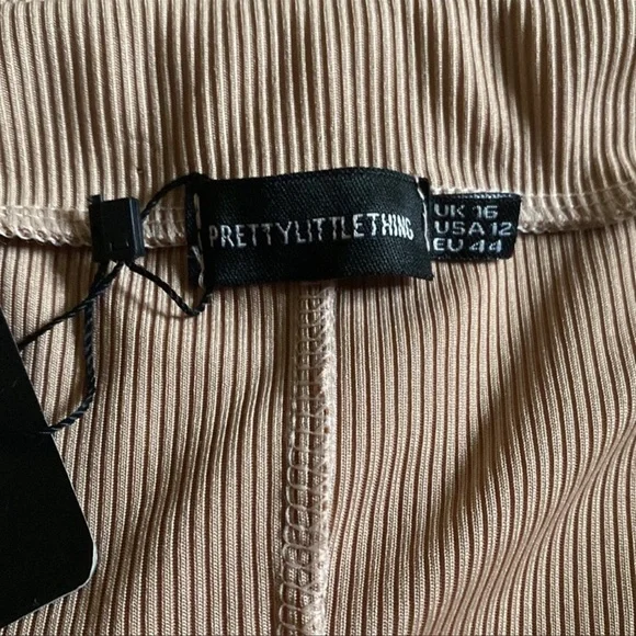 New! PrettyLittleThing Shape Ribbed High-waist Leggings - Picture 4 of 5